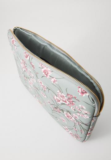 Косметичка