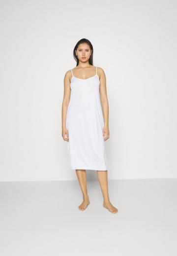 Корректирующее белье