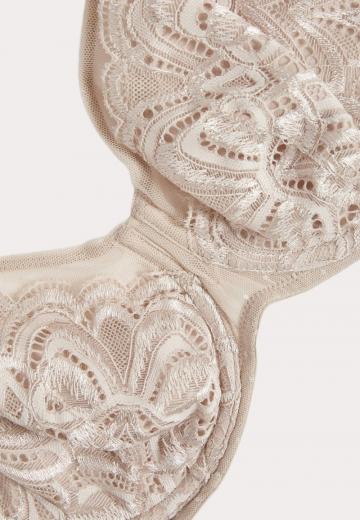 Бюстгальтер