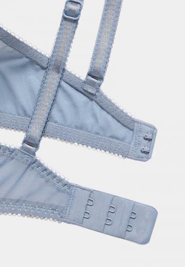 Бюстгальтер на косточках