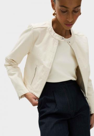 Джинсовая куртка