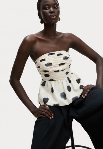 Топ без бретелек