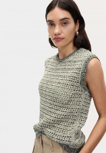 Пуловер без рукавов