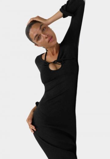 Платье футляр