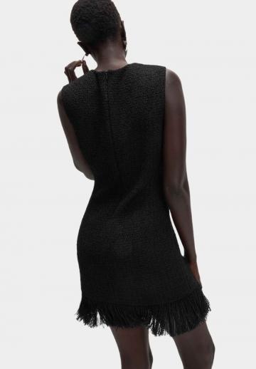 Вязаное платье