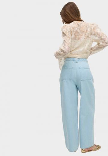 Свободные джинсы