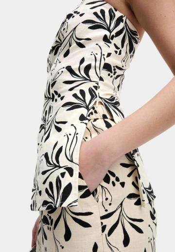 Топ без бретелек