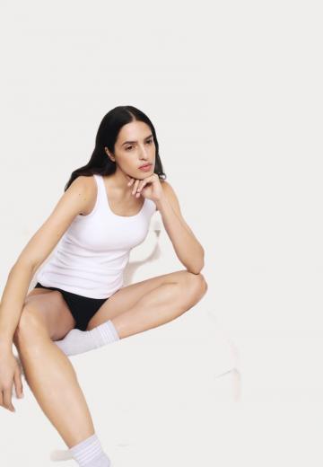 Топ на бретельках