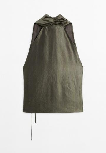 Блузка без рукавов