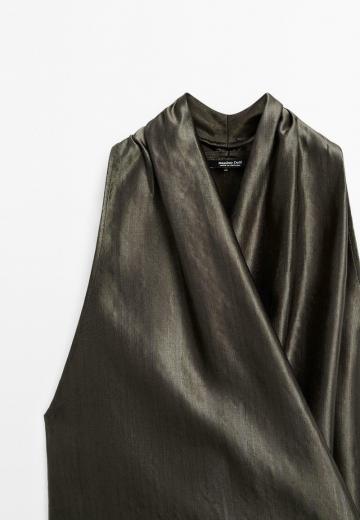 Блузка без рукавов