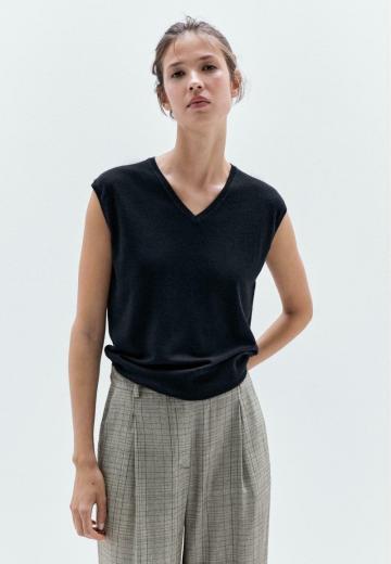 Пуловер без рукавов