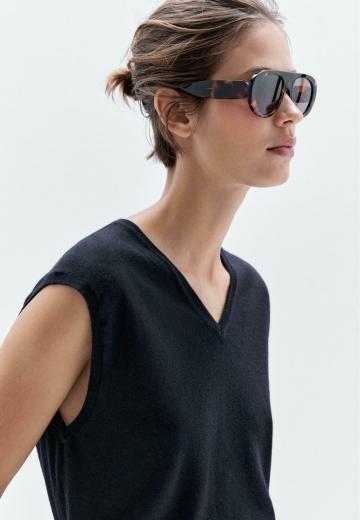 Пуловер без рукавов