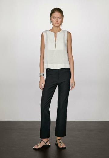 Блузка без рукавов