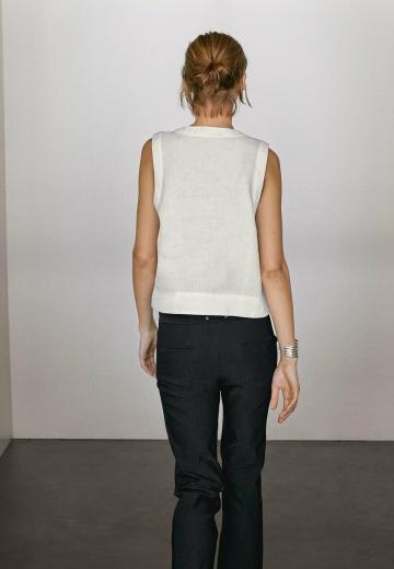 Блузка без рукавов