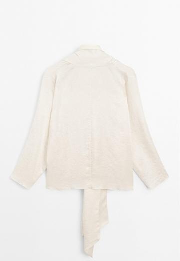 Атласная блузка