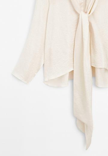 Атласная блузка