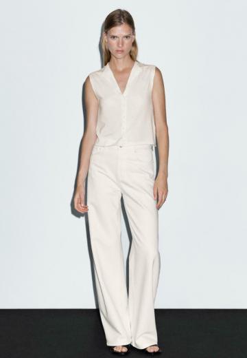 Вязаный жилет