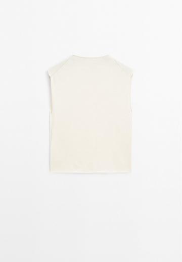 Вязаный жилет