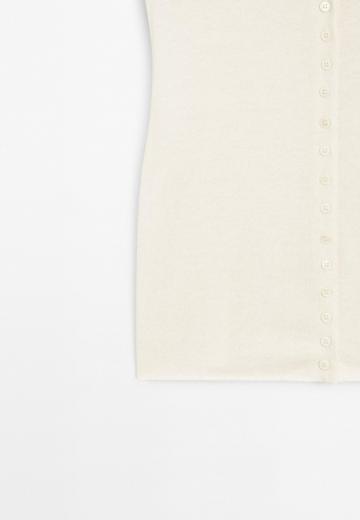 Вязаный жилет