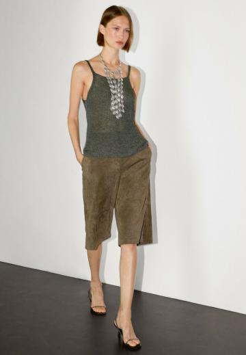 Топ на бретельках