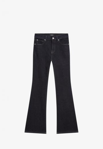 Клешеные джинсы