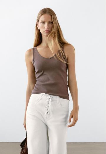 Клешеные джинсы