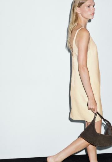 Короткое платье