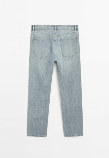 Прямые джинсы