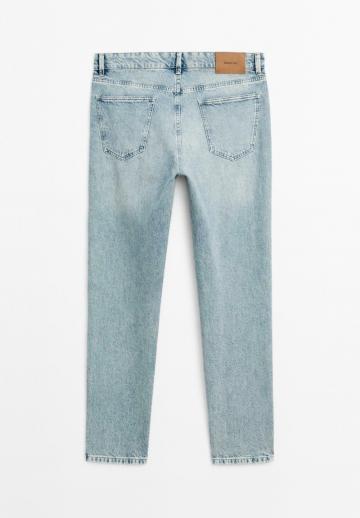 Узкие джинсы