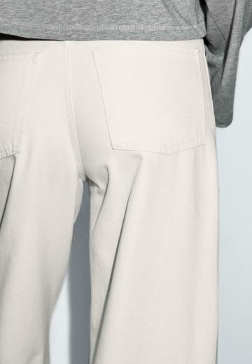 Свободные джинсы