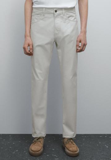 Узкие джинсы