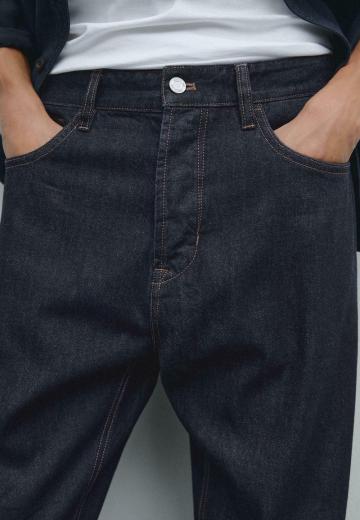 Прямые джинсы