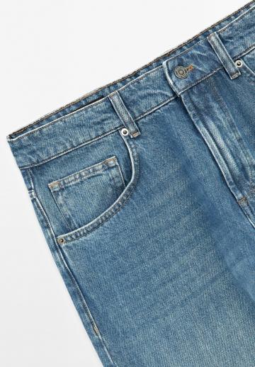 Прямые джинсы