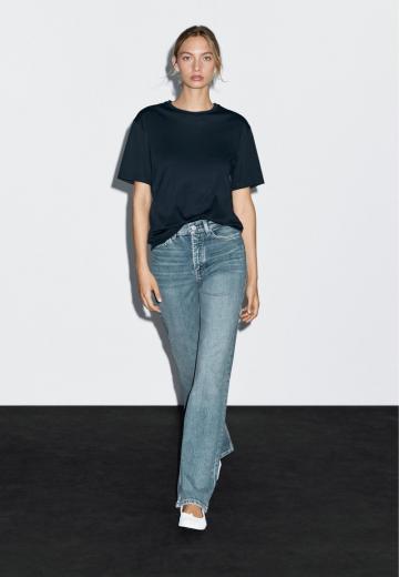 Клешеные брюки