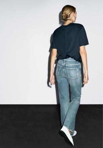 Клешеные брюки