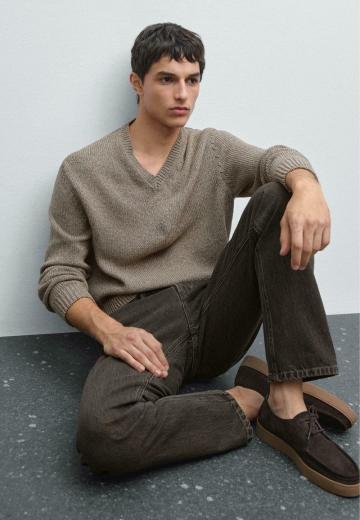 Прямые джинсы