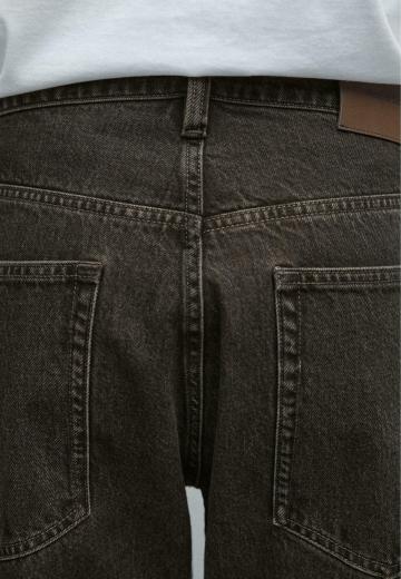 Прямые джинсы