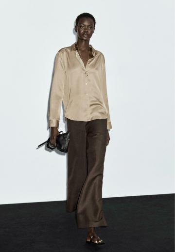 Атласная блузка