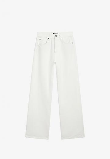 Прямые джинсы