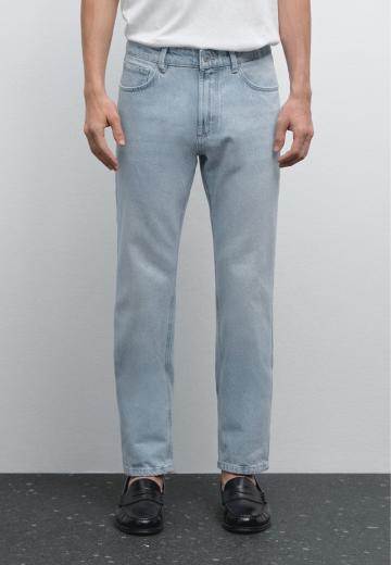 Узкие джинсы