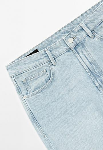 Узкие джинсы