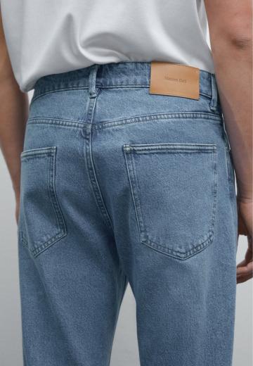 Узкие джинсы