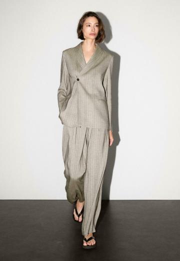 Длинный блейзер