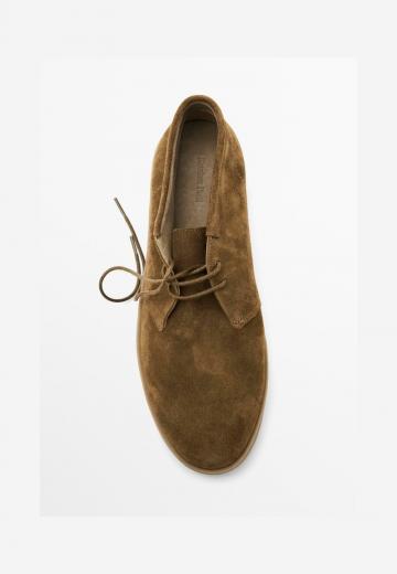 Ботинки на шнуровке