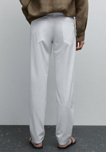 Узкие джинсы