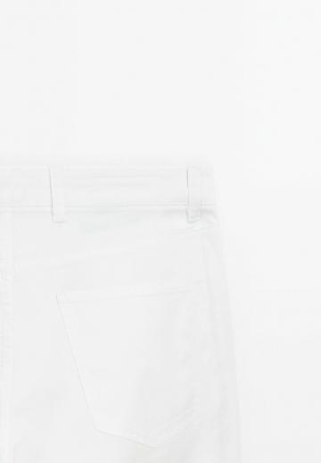 Узкие джинсы