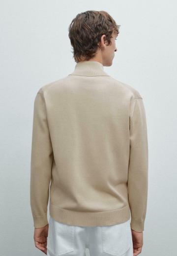 Вязаная кофта