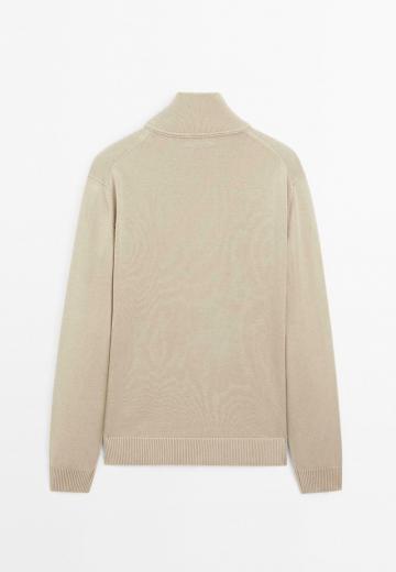 Вязаная кофта