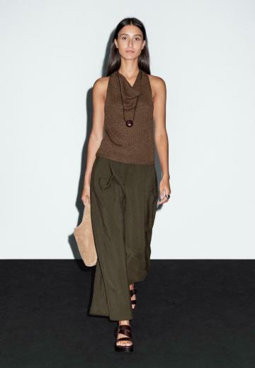 Пуловер без рукавов