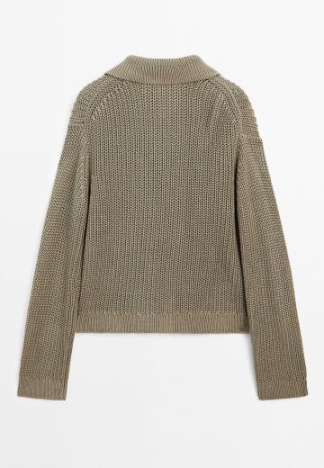 Вязаная кофта